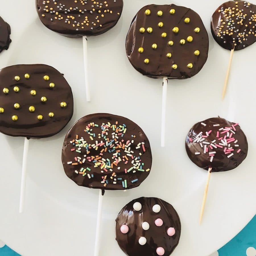 Fingerfood Kindergeburtstag, Silvester mit Kinder, Kindergeburtstag Snack, Schokosticks
