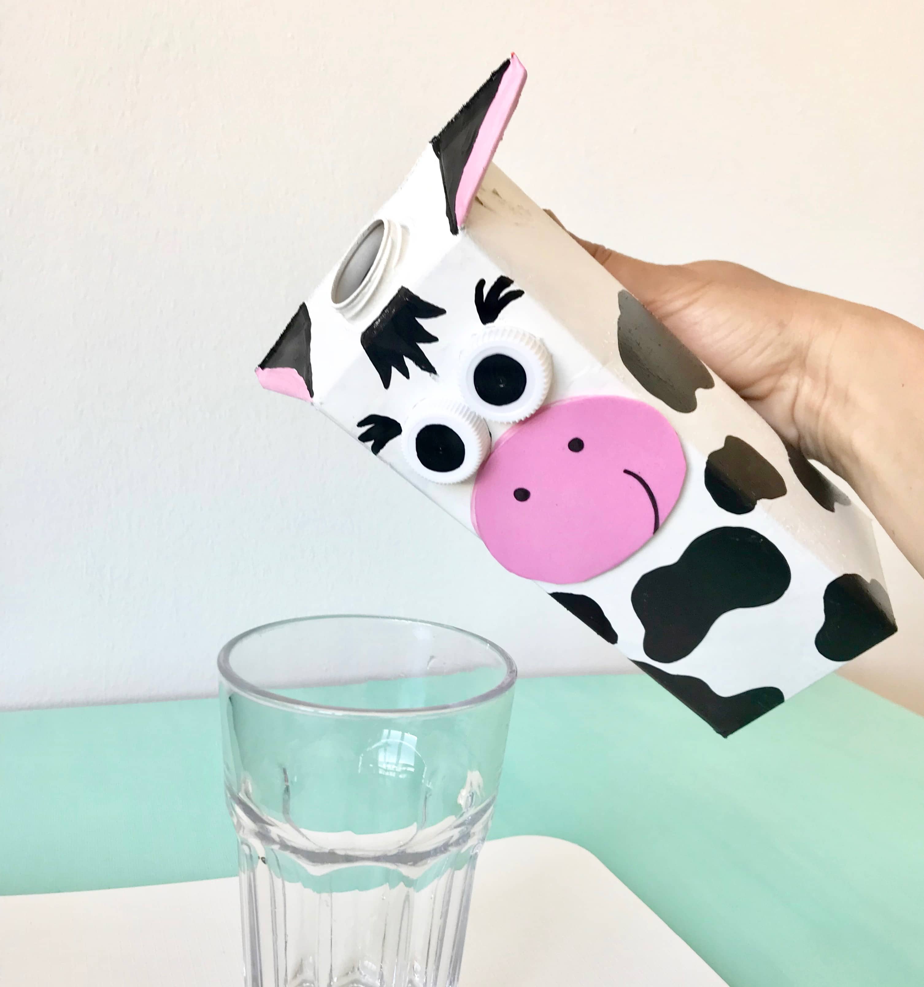 basteln-aus-tetrapacks-gießkanne-aus-milchkarton-selber-machen-upcycling